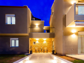 Kiosse Maison 4 by TravelPro Services - Nea F...