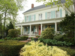 The Captain Farris House B&B