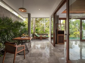 Курорт Adiwana Suweta