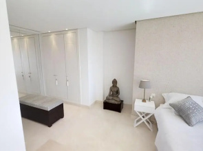 Outstanding Penthouse Near Puerto Banus