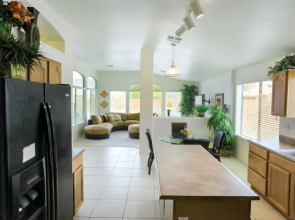 Glendale - 4 Bedroom Home