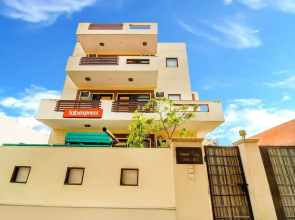 FabHotel Anand Villa