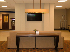 Surestay Plus Hotel By Best Western Albany Airport