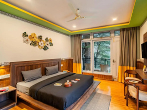 The Hosteller Jibhi