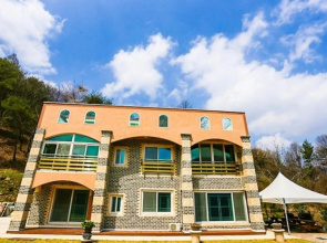 Muju Solhyanggi Pension