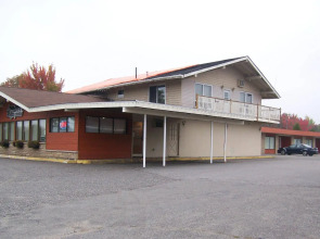 North Shore Wayside Inn