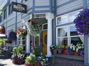 Hotel Bristol