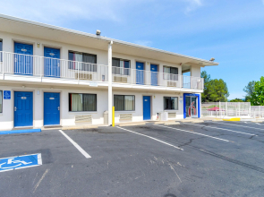 Motel 6 Redding, CA - Central