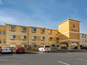 Comfort Inn & Suites Alameda at Albuquerque Balloon Fiesta Park