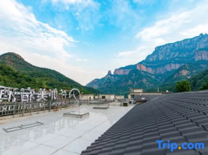 QIANNA HOTEL GLORIOUS (Xinxiang Baligou)