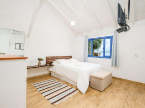 Charmoso studio beira Lagoa da Conceição JHG1733