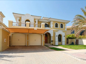 Kennedy Towers - Frond P Villa