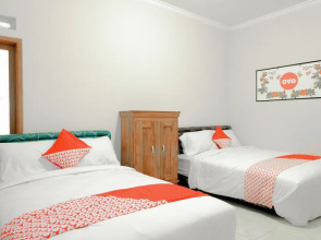Queen Homestay by OYO Rooms