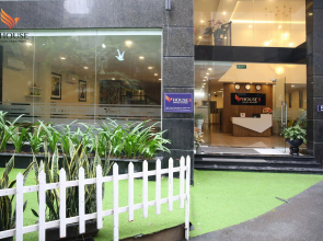 V House 5 Serviced Apartment