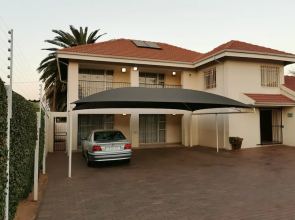 17 on 13th Guest House