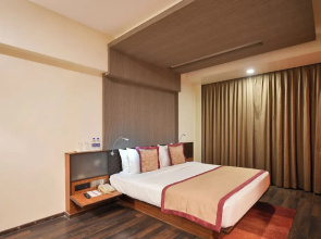 Hotel Aarya Regency by OYO Rooms