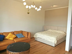 Free Parking, Center Location, Nuslesky Pivovar Sunset Balcony Home