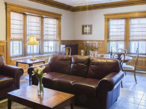 Chipman Hill Suites on Mecklenburg