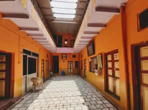 Laxmi Bhawan Dharamshala Mathura