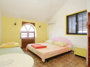 Dragan´s Den Hostel