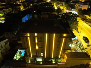 Ayayorgi̇ Homes & Hotels