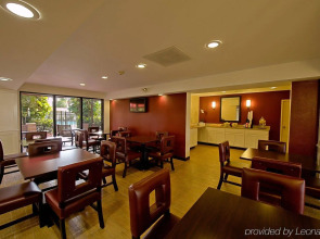 Red Roof Inn PLUS+ Miami Airport