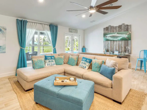 Golf Course-facing Poolside Oasis in Rotonda West!
