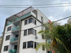 3BD Luxury Penthouse, Big Terrace, 5min from beach