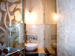 8 bedrooms villa with private pool jacuzzi and enclosed garden at Marrakech