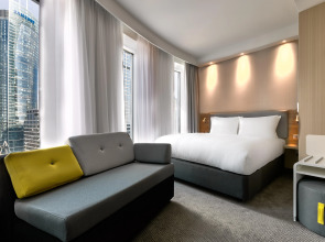 Holiday Inn Express Warsaw - The HUB by IHG