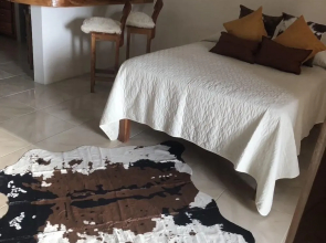 Seacret Studios - Cozy Jamaican Retreat Apts by RedAwning