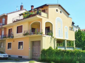 Casa con giardino
