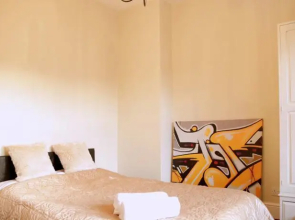 Lovely 4 Bed Stylish Home In Green Birmingham Suburb