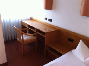 Hotel Bacchusstube garni