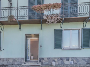 Varenna Beach Perledo