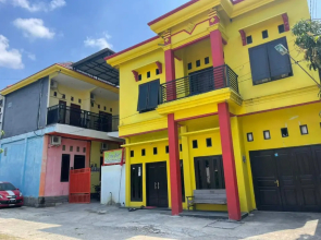 OYO Life  93036 Eddy Homestay Syariah