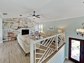 408harbd 3 Bedroom Home