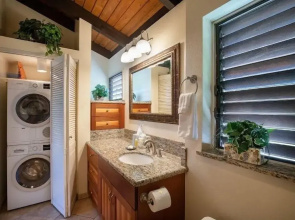 Wailea Ekolu, #312 1 Bedroom Condo By Redawning