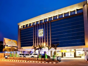 Grand Hawaii Hotel
