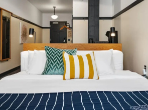 Kasa Classic Studio - Comfortable and Convenient The Maverick