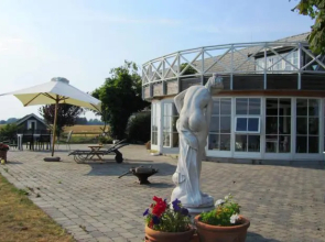 1st SeaSide Bed & Breakfast