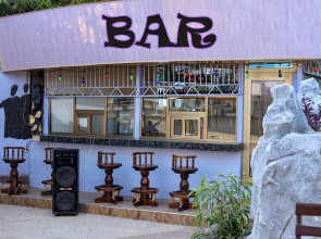 Airport Side Hotel