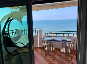 Summertime Luxury Apartment with amazing Sea View