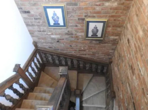 Pillory House Loft Apartment