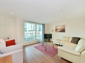 St George Wharf Apartments