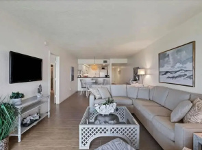Luxury Beachfront Retreat in Longboat Key