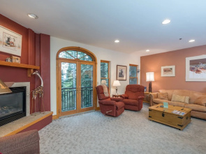 Bear Creek Lodge 302 1 Bedroom Condo by Alpine Lodging Telluride