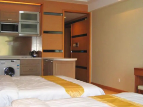 She & He Service Apartment Weite