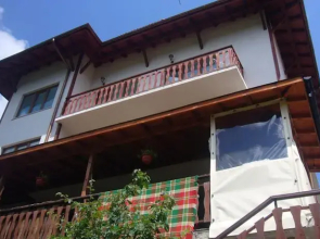 Momchil Unak Guest House