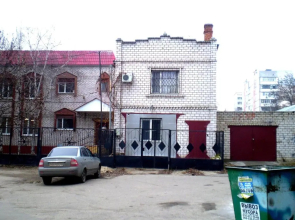 2 KOMNATY 4 divana ChKALOVA-SADOVAJa "Siti tsentr" 2 etazh WI-FI 2 etazhnyj otdel'nyj dom